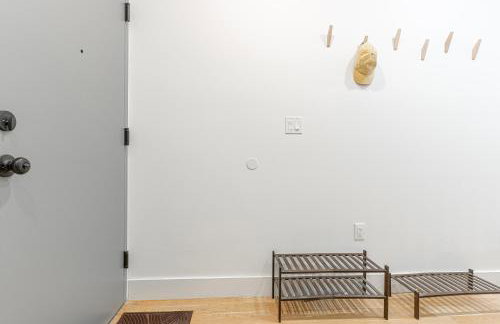 Modern Duplex Escape w Backyard - Foto 23