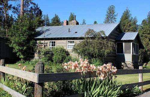 Riverfront Cabin Rental for Four near Crater Lake National Forest, Oregon - Foto 29