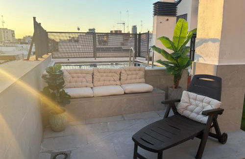 ATICO TRIANA CON PISCINA PRIVADA - Foto 4