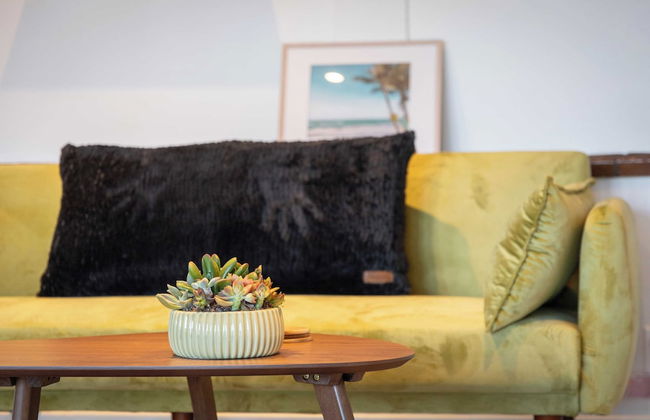 A-lister by Avantstay Hollywood Hills Luxe Group Escape w/ Pool - Photo 9