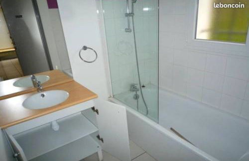 T3 la savane saint Geniez d'olt 2 piscines chauffées dans une charmante résidence de vacances - Photo 15