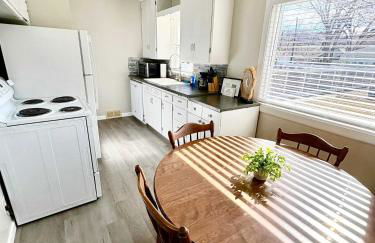 Historic 2 bedroom home in Old Town-main floor - Foto 6