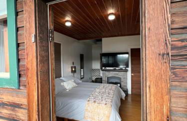 Bridge Tender Shack with hot tub on deck - Foto 20