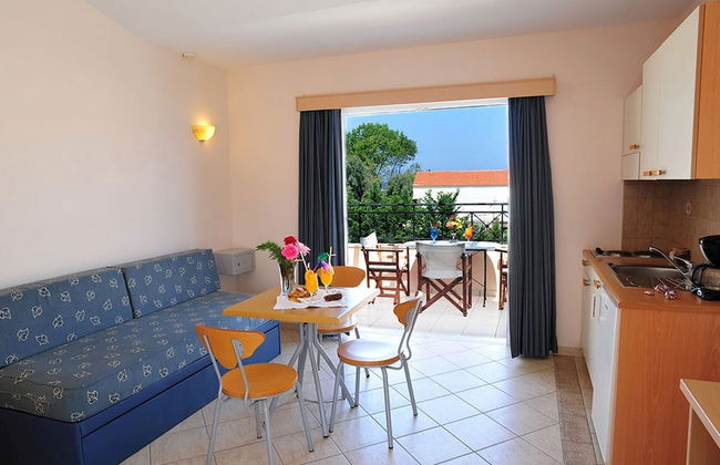 Thinalos Aparthotel - Foto 6