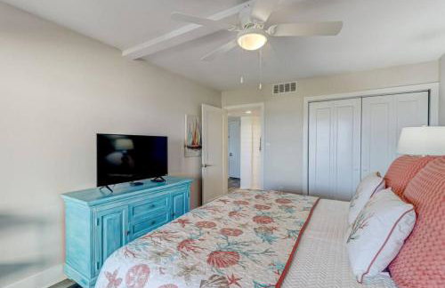 Amelia Surf and Racquet Club Condo - Oceanfront - Pools - Tennis Courts - Sleeps 4 - Foto 7