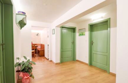 COZY MOUNTAIN RETREAT - with Garden, Wi-Fi - Foto 20