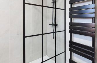 Aura - Elegant Retreat in Prime Leeds Location! - Foto 16