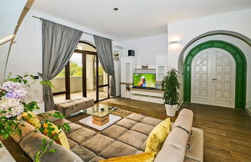 Pet Friendly Home In Jurdani With Sauna - Foto 4