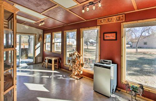 Cozy Choteau Home with Fire Pit, Grill, Yard! - Foto 17