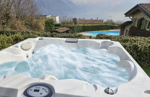 Amazing Home In Solto Collina Bg - Photo 20