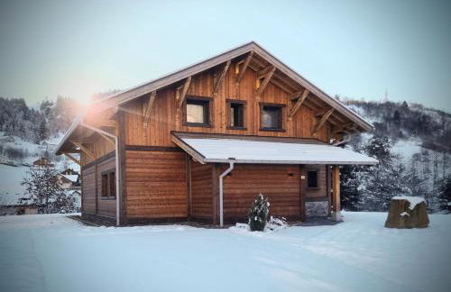 Chalet paisible 3 étoiles Sauna, Cheminée, Terrasse Sud, Vue montagne, Bois & Pierre authentique et confort moderne - Photo 54