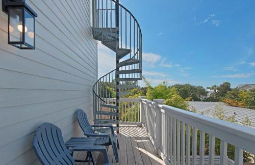 Golf Cart, 3 King Beds, Covered Rooftop Area, Half Mile to Beach! - Foto 36