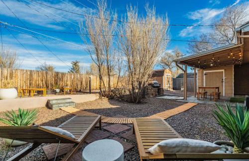 Carson Camp Gym Workstations & Fenced Yard - Foto 38