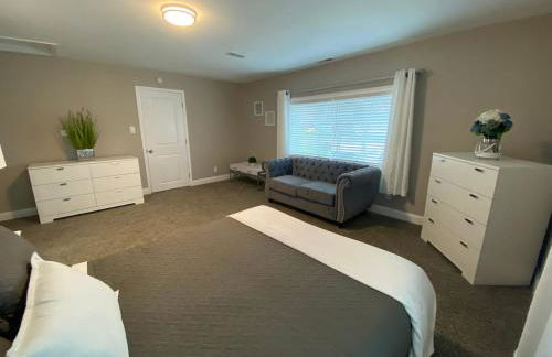 Elegant & spacious 32 Gem in Harper Woods - Foto 45