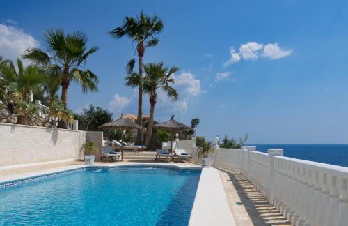 Frontline villa, five star deluxe - Foto 1