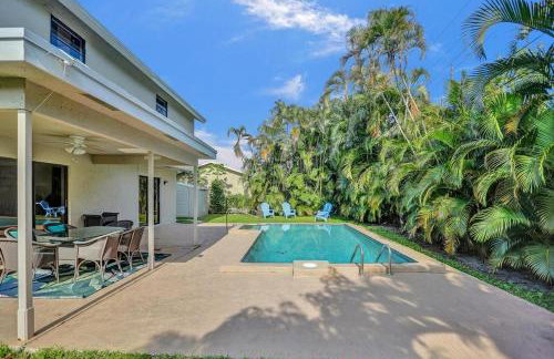 3BR Delray Beach Retreat | Pool + Game Room - Foto 6