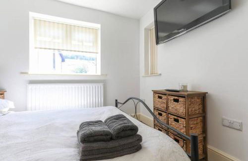 Wend Gardens Annx Carleton Skipton Pet friendly - Photo 10