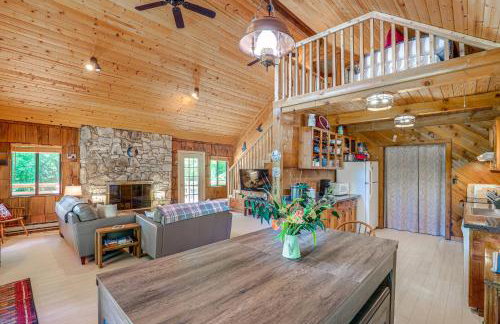 Mars Hill Cabin with Pool Table about 2 Mi to Wolf Ridge - Foto 10