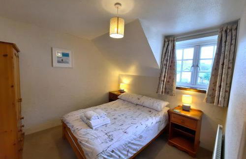 Rural Farm Stay with 6 cottages, 4 miles to Barnstaple, Pet friendly, Daily animal experiences, Outdoor heated pool, Games barn, Free fast WiFi, Free parking - Foto 54