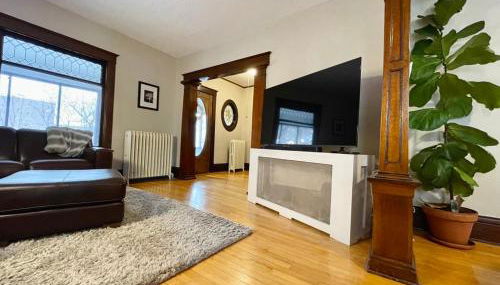 Charming Centrally Located Duplex with Parking - Foto 5