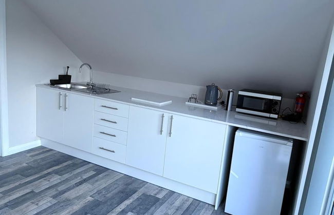 Lisburn - 1 Bedroom - Sleeps 2 - Street Parking - Foto 2