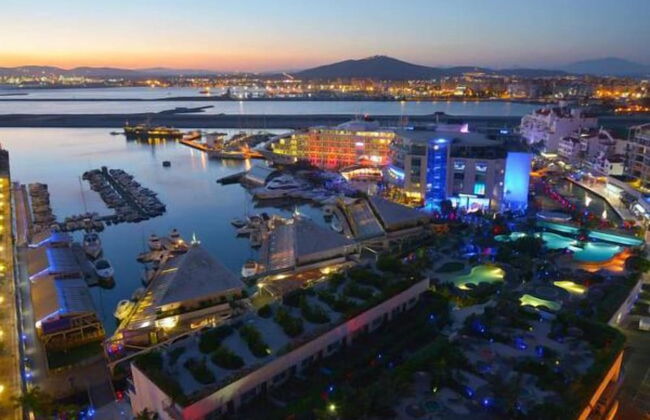 Luxury Yacht Hotel - Foto 27