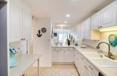 Ocean-View Key Colony Beach Condo with Pool Access! - Foto 3