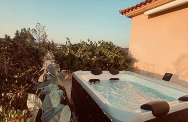 Villa Discover Evia - With Private Jacuzzi - Foto 2