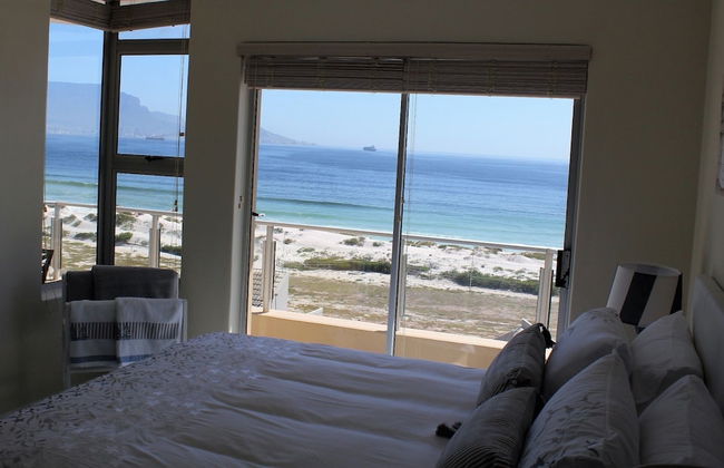 Stay Spectacular - Photo 33