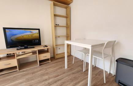 Studio lumineux, confortable et calme, Parking - Foto 10