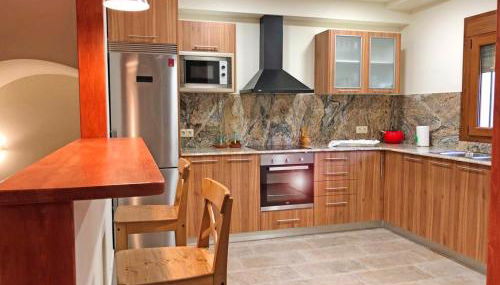 Spacious House in Cretas with Mountain View - Foto 5