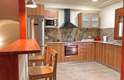 Spacious House in Cretas with Mountain View - Foto 5