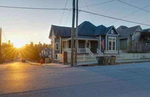 Historic Pet-Friendly Stay Near Broadway w Fire Pit - Foto 47