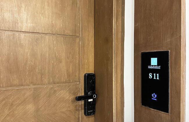 Yasmin S-11 Royal Touch Balcony GZ81 - Photo 12