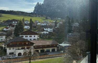Casa con vista sciliar Blu centro paese con parcheggio privato - Photo 4