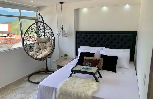 Guatape Lake view - Photo 7