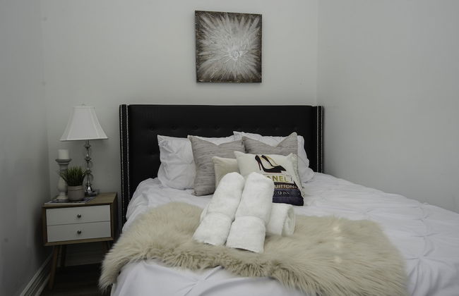 Best Location! 4 BR! Next to French QT by YouRent - Foto 3