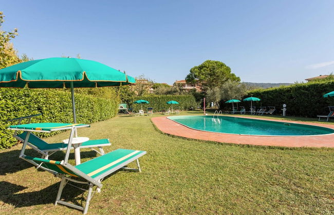 Apartment in Tuoro sul Trasimeno With Pool - Foto 12