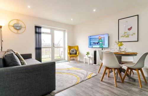 Bridge Court by Sterling Edge Apartments - Luxury Aparthotel - Stylish 1-bed Apartments - Balcony with Canal View or Private Garden - Free Parking - Foto 1
