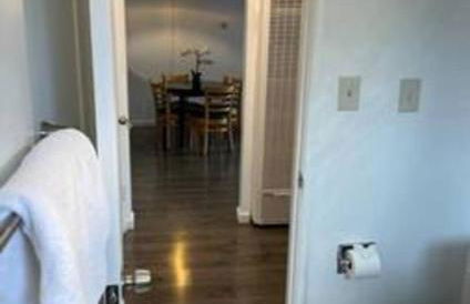 New 2BR Home w Parking Laundry in 580-80 - Foto 11