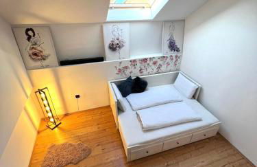 Bright and Modern Loft Retreat - Foto 5