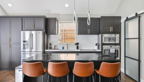 5BD 2BA Vacation Retreat w Pool Hot Tub & BBQ - Foto 5