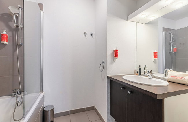 Appart'City Confort Toulouse Aéroport Cornebarrieu - Foto 21