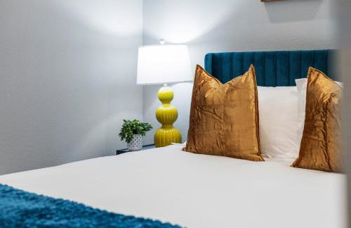 New suite with full Kitchen and Livingroom Dallas - Photo 28