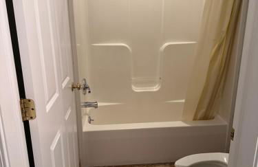 4 Season Fun at Legend Cottage Inn - Foto 9