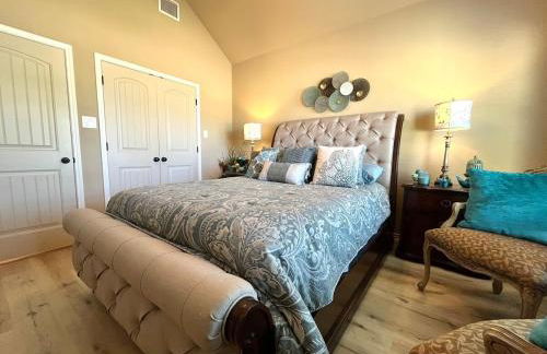 King Suite, 2 Bed 2 Bath, Sleeps 6 - Foto 8