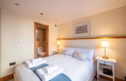 Family & Pet Friendly Coastal Base Near Dartmouth - Foto 22