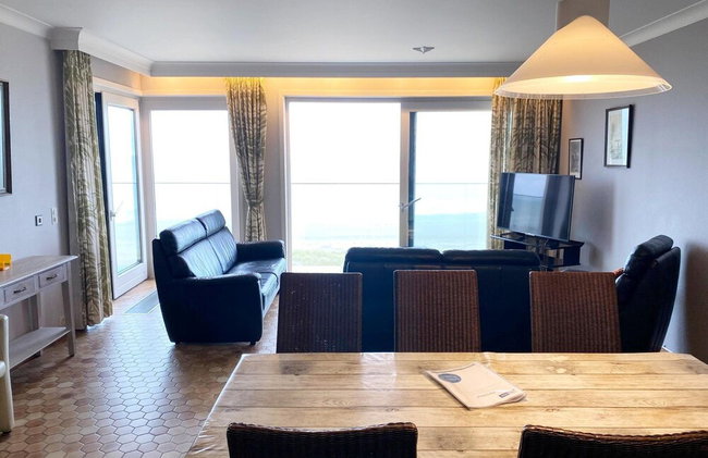 Apartment in Nieuwpoort With sea Beach - Photo 8