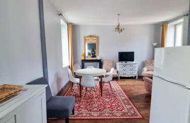 Duplex Quartier Historique Forteresse des Ducs de BOURBON - Foto 12