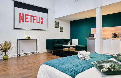 NG Prestige - Nain I Suite Spa Privatif Premium I Jacuzzi - Sauna - Netflix - Projecteur - Foto 17